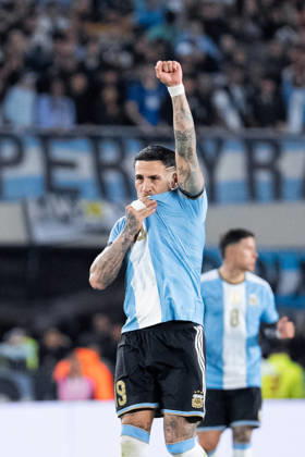 BUENOS AIRES, ARGENTINA - OCTOBER 06: Nicolas Otamendi of Argentina celebrates after scoring the team s first goal during the International Friendly, Länderspiel, Nationalmannschaft football match between Argentina and Benin at Estadio Monumental Antonio V. Liberti on October 06, 2026 in Buenos Aires, Argentina. (Photo by Richard Callis Sports Press Photo) Copyright: xRichardxCallis SportsxPressxPhotox Sportspressphoto_SPR247905