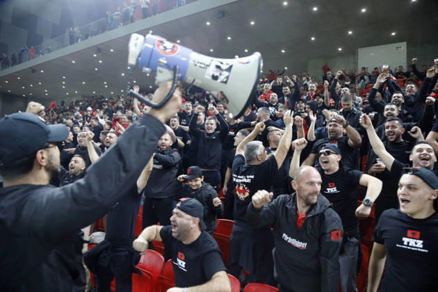 UEFA Nations League Qualifier Albania vs San Marino in Tirana, Albania. Albanian fans cheer prior the UEFA Nations League Group C match between Albania and Belarus at Air Albania Stadium in Tirana, Albania, on October 6, 2026. Light Studio Agency Malton Dibra Tirana Albania Copyright: xLightxStudioxAgencyx xMaltonxDibrax