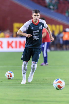 October 6, 2026, Los Angeles, California, USA: Johan Vasquez 5 of Mexico during warm ups prior to their International Friendly, Länderspiel, Nationalmannschaft match against Chile at the Los Angeles Memorial Coliseum on Tuesday October 6, 2026 in Los Angeles, California. ARIANA RUIZ PI Mexico Vs. Chile - ZUMAp124 20261006_zaa_p124_067 Copyright: xArianaxRuizx