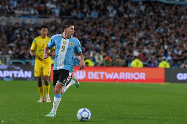 Messi bade farewell to Argentina in the friendly match against Benin BUENOS AIRES, ARGENTINA - OCTOBER 6: Julian Alvarez (9) of Argentina in action during the friendly match between Argentina and Benin in Buenos Aires, Argentina on October 6, 2026. Argentine football legend and national team, Nationalteam captain Lionel Messi goodbye to the crowd during his farewell match in front of over 80,000 spectators at the Monumental Stadium. Argentine football star Lionel Messi played his final international match, Länderspiel, Nationalmannschaft in the friendly game between Argentina and Benin. The 39-year-old walk onto the stadium pitch for the final time in the sky-blue and white jersey, entering his farewell as Argentina s record appearance-maker and leading scorer with 207 caps and 125 goals. Luciano Gonzalez Anadolu Buenos Aires Argentina. Editorial use only. Please get in touch for any other usage.  Copyright: x2026xAnadoluxLucianoxGonzalezx