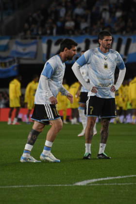 Messi juega su último partido con la selección Argentina en Buenos Aires El futbolista Lionel Messi durante el calentamiento antes del partido entre las selecciones de Argentina y Benín, a 6 de octubre de 2026, en Buenos Aires (Argentina). El partido será la última ocasión en la que Leo Messi vestirá la albiceleste tras anunciar su retiro del fútbol de selecciones. 06 OCTUBRE 2026;MESSI;ÚLTIMO PARTIDO;ARGENTINA;RETIRADA;ASTRO;FUTBOLISTA;ARGENTINO;FÚTBOL;MEJOR JUGADOR; Sebastiá Buenos Aires (Argentina) Buenos Aires (Argentina) Espana Copyright: xSebastianxHipperdingerx 7825453