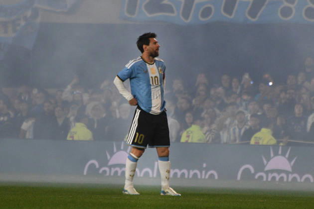 Messi juega su último partido con la selección Argentina en Buenos Aires El futbolista Lionel Messi durante la celebración del partido entre las selecciones de Argentina y Benín, a 6 de octubre de 2026, en Buenos Aires (Argentina). El partido será la última ocasión en la que Leo Messi vestirá la albiceleste tras anunciar su retiro del fútbol de selecciones. 07 OCTUBRE 2026 Sebastiá Buenos Aires (Argentina) Buenos Aires (Argentina) Espana Copyright: xSebastianxHipperdingerx 7825488