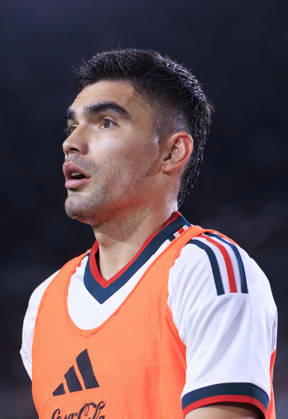 October 6, 2026, Los Angeles, California, USA: Johan Vasquez 5 of Mexico during an International Friendly, Länderspiel, Nationalmannschaft match against Chile at the Los Angeles Memorial Coliseum on Tuesday October 6, 2026 in Los Angeles, California. Mexico loses to Chile, 0-2. ARIANA RUIZ PI Los Angeles USA - ZUMAp124 20261006_zaa_p124_092 Copyright: xArianaxRuizx