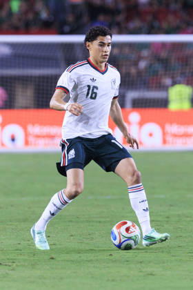 October 6, 2026, Los Angeles, California, USA: Jeremy Marquez 16 of Mexico during an International Friendly, Länderspiel, Nationalmannschaft match against Chile at the Los Angeles Memorial Coliseum on Tuesday October 6, 2026 in Los Angeles, California. Mexico loses to Chile, 0-2. ARIANA RUIZ PI Los Angeles USA - ZUMAp124 20261006_zaa_p124_098 Copyright: xArianaxRuizx