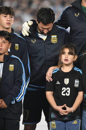 Argentina v Benin - International Friendly, Länderspiel, Nationalmannschaft Lionel Messi of Argentina attends the national anthem ceremony before the match between Argentina and Benin at Estadio Monumental in Buenos Aires, Argentina, on October 6, 2026. Buenos Aires Buenos Aires Argentina Copyright: xFedericoxPerettix originalFilename:peretti-argentin261006_np4Qj