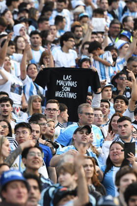 Argentina v Benin - International Friendly, Länderspiel, Nationalmannschaft Fans of Argentina watch the match between Argentina and Benin at Estadio Monumental in Buenos Aires, Argentina, on October 6, 2026. Buenos Aires Buenos Aires Argentina Copyright: xFedericoxPerettix originalFilename:peretti-argentin261006_np5wl