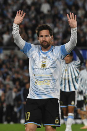 Argentina v Benin - International Friendly, Länderspiel, Nationalmannschaft Lionel Messi of Argentina warms up before the match between Argentina and Benin at Estadio Monumental in Buenos Aires, Argentina, on October 6, 2026. Buenos Aires Buenos Aires Argentina Copyright: xFedericoxPerettix originalFilename:peretti-argentin261006_np9rI