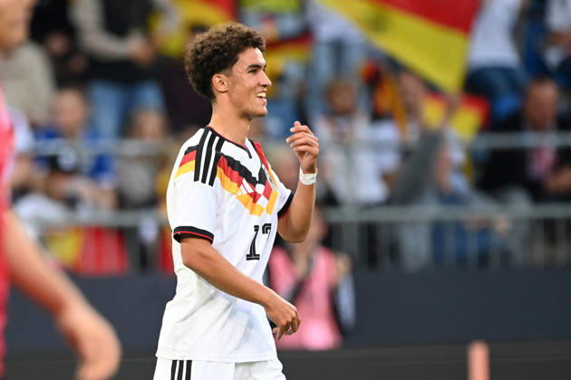 Noah DARVICH (GER) jubelt nach seinem Tor zum 1-0, Jubel, jubeln, Freude, cheers, Das Tor wird spaeter Dzenan PEJCINOVIC (GER) zugeschrieben, Fussball Laenderspiel, U21, U 21 EM-Qualifikation, Deutschland - Georgien 2-0 am 06.10.2026, Schueco-Arena Bielefeld, Â