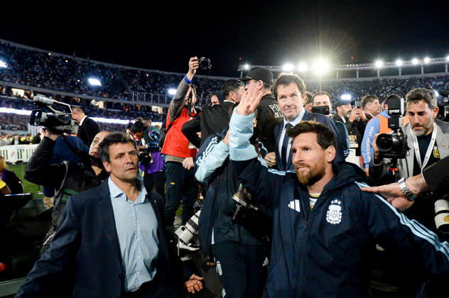 BUENOS AIRES, ARGENTINA 6 OCTOBER: Lionel Messi of Argentina leaves the stadium, waving to the fans, during a friendly match between Argentina and Benin at the Estadio Monumental Antonio V. Liberti on 6 October 2026 in Buenos Aires, Argentina. Copyright: xMBxMediax