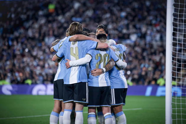The last match of Messi in Buenos Aires, Argentina - 06 Oct 2026 Lionel Messi of Argentina and his teammates celebrate his goal during the match between Argentina and Benin International Friendly, Länderspiel, Nationalmannschaft match, The last match of Messi with Argentina national team, Nationalteam Final score: Argentina 3 - 0 Benin Buenos Aires Argentina Copyright: xRobertoxxTuerox xSOPAxImagesx Roberto--Tuero-1456629