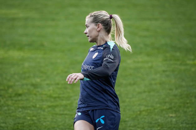 Women s National Soccer Team Prepares for World Cup Qualifiers Oslo, October 7, 2026 Ada Hegerberg during a training session at Ullevaal Stadium, before the World Cup qualifier against Romania. The matches will be played on October 9 at Arcul de Triumf Stadium in Bucharest and on October 13 at Ullevaal Stadium in Oslo. Photo: Beate Oma Dahle, NTB, Oslo, Norway. EDITORIAL USE ONLY. RESTRICTED USE FOR BETTING COMPANIES. Copyright: xBeatexOmaxDahlex xNTBx