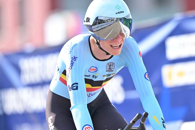 Belgium s Vic De Smet crosses the finish line of the Men Junior Individual Time Trial race (22km) at the cycling UEC Road European Championships, in Ljubljana, Slovenia, on Wednesday 7 October 2026. The UEC Road European Championships are taking place from 02 to 07 October in Ljubljana, Slovenia. DAVIDxPINTENS x189037930x
