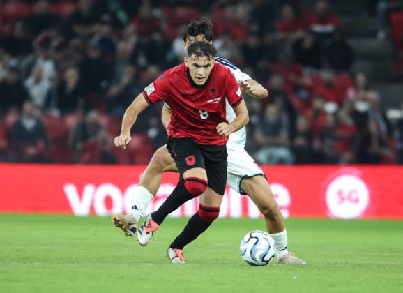 October 6, 2026, Tirana, Tirana, Albania: Kristjan Asllani of Albania and Lorenzo Capicchioni of San Marino during UEFA Nations League 2026-2027 group phase match between Albania and San Marino in Tirana, Albania on 6 October, 2026. Tirana Albania - ZUMAb266 20261006_zip_b266_010 Copyright: xArmandoxBabanix