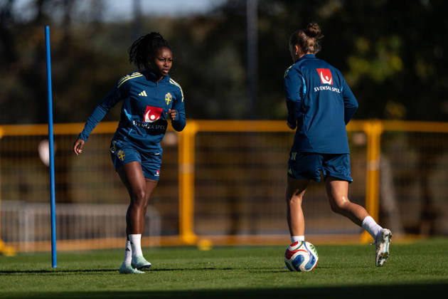 261007 Monica Jusu Bah of the Swedish women s national football team during a training session on October 7, 2026 in Stockholm. Photo: Emma Wallskog BILDBYRAN kod EW EW0716 fotboll football soccer fotball vm-kval kval fifa womens world cup qualifier qualifier träning practice training sverige sweden dam bbeng Copyright: EMMAxWALLSKOG BB261007EW020