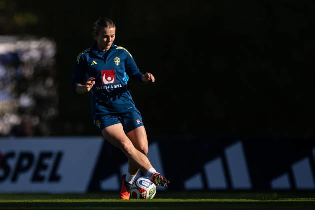 261007 Beata Olsson of the Swedish women s national football team during a training session on October 7, 2026 in Stockholm. Photo: Emma Wallskog BILDBYRAN kod EW EW0716 fotboll football soccer fotball vm-kval kval fifa womens world cup qualifier qualifier träning practice training sverige sweden dam bbeng Copyright: EMMAxWALLSKOG BB261007EW026