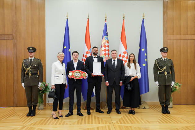 Croatian President Zoran Milanovic Presents Order of Duke Trpimir to Boxer Filip Hrgovic Croatian President Zoran Milanovic presents boxer Filip Hrgovic with the Order of Duke Trpimir with Ribbon and Star during a ceremony at the Office of the President of the Republic of Croatia in Zagreb, Croatia on October 7, 2026. MatijaxHabljak PIXSELL