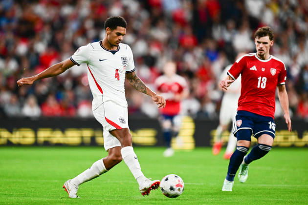 England v Czechia, UEFA Nations League England defender Jarell Quansah (4) on the ball under pressure from Czechia midfielder Lukas Ambros (13) during the UEFA Nations League match between England and Czechia at Wembley Stadium, London, UK on 6 October 2026. London Wembley Stadium Greater London UK Editorial use only , Copyright: xDennisxGoodwinx PSI-24957-0090