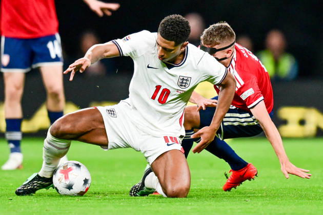 England v Czechia, UEFA Nations League England midfielder Jude Bellingham (10) competes for the ball with Czechia midfielder Michal Sadliek (8) during the UEFA Nations League match between England and Czechia at Wembley Stadium, London, UK on 6 October 2026. London Wembley Stadium Greater London UK Editorial use only , Copyright: xDennisxGoodwinx PSI-24957-0091