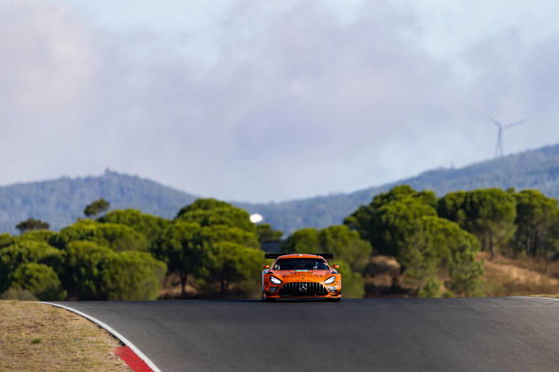 AUTO - ELMS - 4 HOURS OF PORTIMAO 2026 63 NARAN Ameerh (gbr), ANDRADE Rui (ang), SETTE CAMARA Sergio (bra), Iron Lynx, Mercedes-AMG LMGT3, LMGT3, action during the 4 Hours of Portimao 2026, 6th round of the 2026 European Le Mans Series on the Autodromo Internacional do Algarve from October 8 to 10, 2026 in Portimao, Portugal - Copyright: xJoaoxFilipex