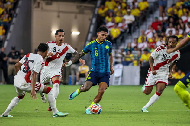MIAMI, FL - OCTOBER 06: Richard Rios 6 of Colombia in action during an International Friendly, Länderspiel, Nationalmannschaft soccer match between Colombia and Peru at NU Stadium on October 06, 2026 in Miami, Florida.(Photo by Chris Arjoon Icon Sportswire) SOCCER: OCT 06 Colombia vs Peru EDITORIAL USE ONLY Icon2610060000088