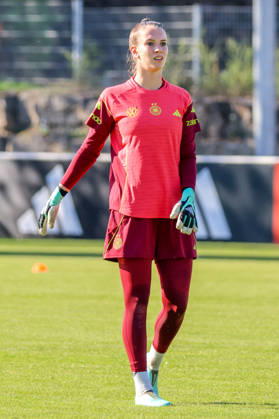 Eppelheim, Deutschland: 07.10.2026 - Deutsche Fußballnationalmannschaft der Frauen - Training - Testspiel Deutschland vs. Australien Im Bild: Torhüterin Ena Mahmutovic (Deutschland) Copyright: HMBxMedia MadeleinexFantini