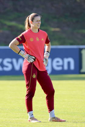 Eppelheim, Deutschland: 07.10.2026 - Deutsche Fußballnationalmannschaft der Frauen - Training - Testspiel Deutschland vs. Australien Im Bild: Torhüterin Stina Johannes (Deutschland) Copyright: HMBxMedia MadeleinexFantini