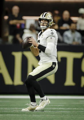 NEW ORLEANS, LA - OCTOBER 05: Tyler Shough 6 of the New Orleans Saints plays against the Atlanta Falcons during the first half of a game at Caesars Superdome on October 5, 2026, in New Orleans, Louisiana. (Photo by Derick Hingle Icon Sportswire) NFL, American Football Herren, USA OCT 05 Falcons at Saints EDITORIAL USE ONLY Icon12626105116