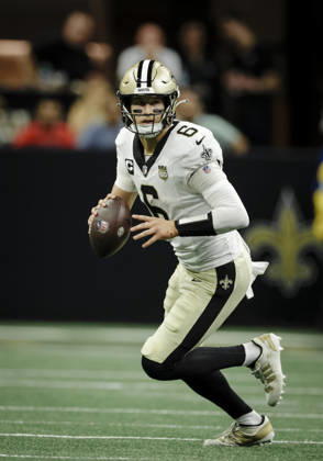 NEW ORLEANS, LA - OCTOBER 05: Tyler Shough 6 of the New Orleans Saints plays against the Atlanta Falcons during the first half of a game at Caesars Superdome on October 5, 2026, in New Orleans, Louisiana. (Photo by Derick Hingle Icon Sportswire) NFL, American Football Herren, USA OCT 05 Falcons at Saints EDITORIAL USE ONLY Icon12626105133