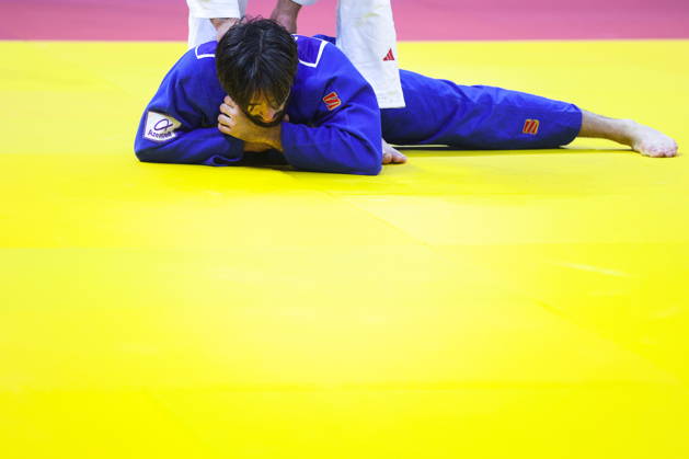 AZERBAIJAN, BAKU - OCTOBER 7, 2026: Zelim Tckaev of Azerbaijan competes with Tato Grigalashvili of Georgia in a -81 kg bout as part of the 2026 World Judo Championships at the National Gymnastics Arena 2026 World Judo Championships In Baku - ZUMAt113 20261007_zaa_t113_499 Copyright: xMikhailxSinitsynx