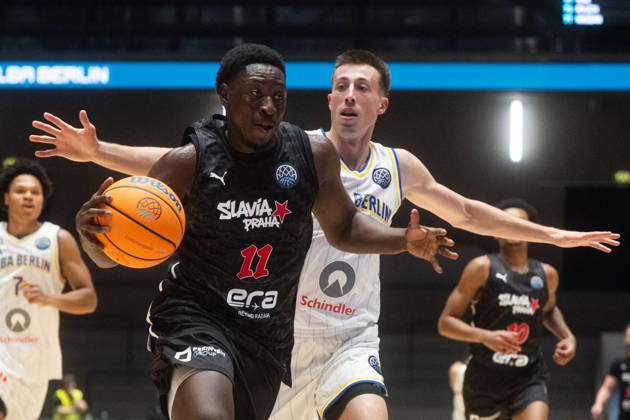 Men s basketball Champions League, group G, 1st round, match Slavia Praha NBK and Alba Berlin in Pardubice, Czech Republic, October 7, 2026. Nana Owusu-Anane of Slavia. (CTKxPhoto JosefxVostarek) CTKPhotoP2026100707800 CTKPhotoP2026100707800