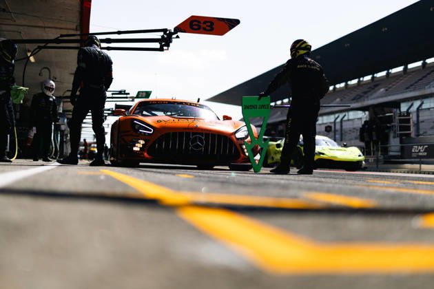 AUTO - ELMS - 4 HOURS OF PORTIMAO 2026 63 NARAN Ameerh (gbr), ANDRADE Rui (ang), SETTE CAMARA Sergio (bra), Iron Lynx, Mercedes-AMG LMGT3, LMGT3, pitlane, during the 4 Hours of Portimao 2026, 6th round of the 2026 European Le Mans Series on the Autodromo Internacional do Algarve from October 8 to 10, 2026 in Portimao, Portugal - Copyright: xJoaoxFilipex