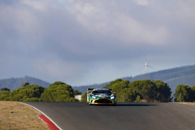 AUTO - MLC 2026 - PORTIMAO 11 COMEAU Antoine (usa), HAYS Nicky (usa), Code Racing Development, Aston Martin Vantage AMR GT3 Evo, GT3, action during the 6th round of the 2026 Michelin Le Mans Cup on the Autodromo Internacional do Algarve from October 8 to 10, 2026 in Portimao, Portugal - Copyright: xJoaoxFilipex
