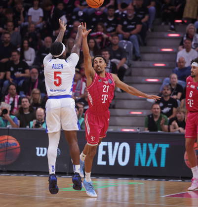 Joel Aminu Telekom Baskets Bonn vs. FC Porto - Basketball Champions League BCL Foto: Jörn Wolter