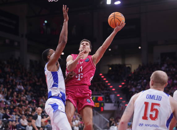 Aleksa Kovacevic Telekom Baskets Bonn vs. FC Porto - Basketball Champions League BCL Foto: Jörn Wolter