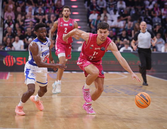 Aleksa Kovacevic Telekom Baskets Bonn vs. FC Porto - Basketball Champions League BCL Foto: Jörn Wolter