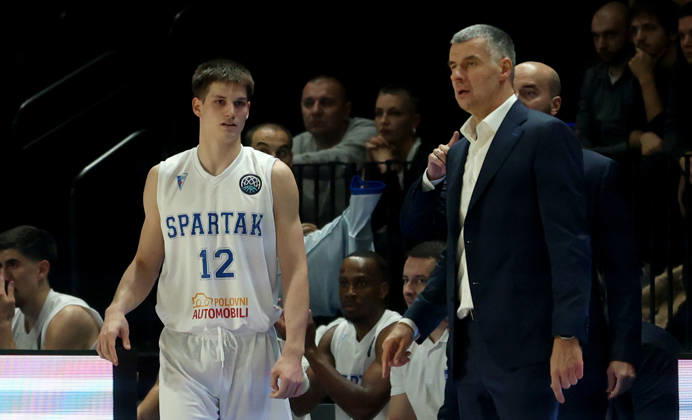07.10.2026 Subotica(Serbia) KK Spartak Subotica-SC Rasta Vechta men s Basketball Champions Leaugue Marko Tofoski(L),Vladimir Jovanovic(D R) Spartak coach :