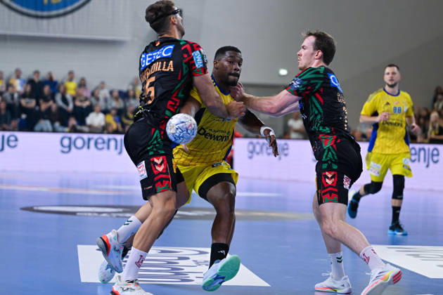 KIELCE 07.10.2026 MECZ 3. KOLEJKA RUNDA WSTEPNA LIGA MISTRZOW PILKA RECZNA MEZCZYZN SEZON 2026 2027 MENS HALDBALL PRELIMINARY ROUND EHF CHAMPIONS LEAGUE SEASON 2026 2027 MATCH: INDUSTRIA KIELCE - SC MAGDEBURG ANTONIO SERRADILLA CUENCA DYLAN NAHI FELIX CLAAR FOT. MICHAL TRZPIS 400MM.PL NEWSPIX.PL --- newspix.pl