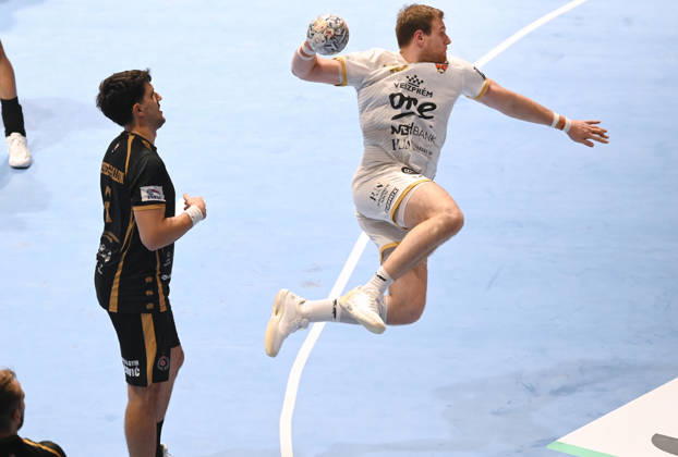 PARTIZAN vs VESZPREM DRAGAN PECHMALBEC, handball player of Veszprem, during the EHF Champions League against Partizan Belgrade, at Aleksandar Nikolic Hall. Belgrade, 07.10.2026. photo: Nebojsa Parausic MN Press HANDBALL, EHF CHAMPIONS LEAGUE, VESZPREM, PARTIZAN Belgrade Aleksandar Nikolic Hall Serbia Copyright: xNebojsaxParausicx xMNxPressx