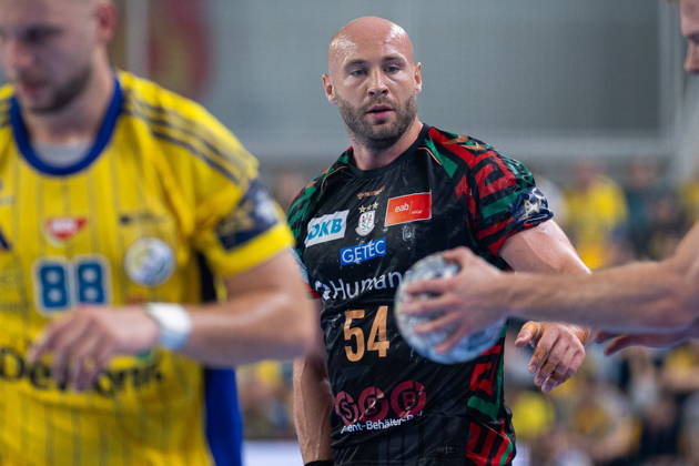KIELCE, POLAND - OCTOBER 7: Oscar Bergendahl during the EHF Champions League Group F match between Industria Kielce nad SC Magdeburg at Hala Legionow on October 2, 2026 in Kielce, Poland --- Pilka reczna. EHF Liga Mistrzow. Industria Kielce - SC Magdeburg. (Photo by Igor Jakubowski Arena Akcji) NEWSPIX.PL --- newspix.pl