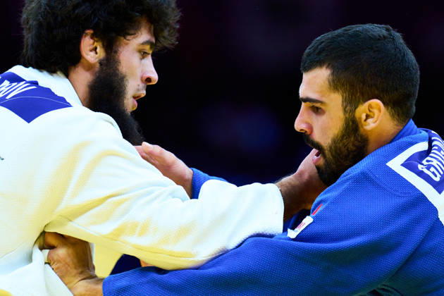 (L-R) Omarov Gadzhimurad (UAE), Grigalashvili Tato (GEO), OCTOBER 6, 2026 -Judo : World Judo Championships BAKU2026 Mens -81kg 2nd Round match at National Gymnastics Arena in Baku, Azerbaijan. Noxthirdxpartyxsales  aflo_354038266 KenxAsakurax