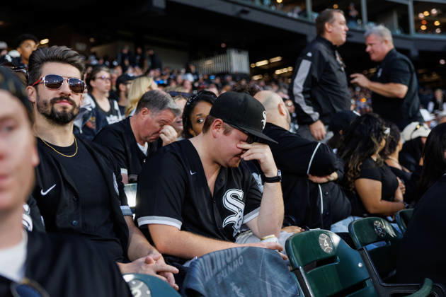 October 7, 2026, Chicago, Il - Illinois, USA - United States: Gareth Mullins reacts after the Cleveland Guardians scored during the ninth inning of Game 3 in the American League Division Series against the Chicago White Sox at Rate Field on Wednesday, Oct. 7, 2026, in Chicago. Sports News - October 7, 2026 - ZUMAm67_ 0868878335st Copyright: xArmandoxL.xSanchezx