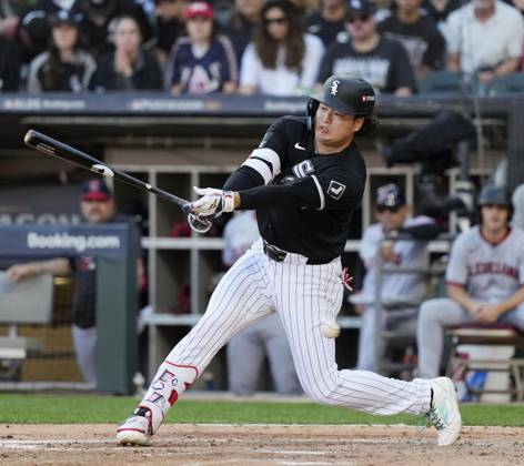 Baseball: Division Series between Guardians and White Sox Chicago White Sox first baseman Munetaka Murakami strikes out swinging in the third inning of Game 3 of the American League Division Series against the Cleveland Guardians at Rate Field in Chicago on Oct. 7, 2026. A14AA0005630460P