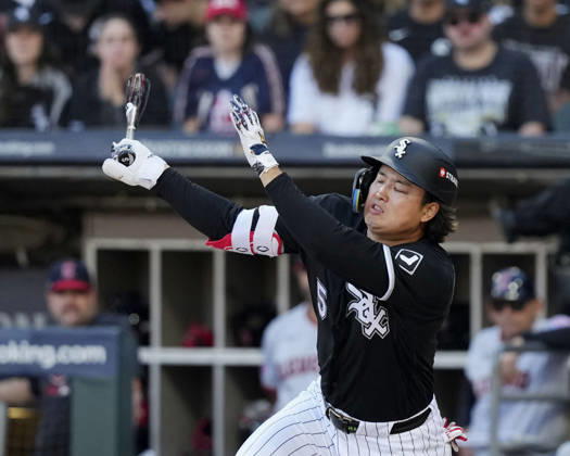 Baseball: Division Series between Guardians and White Sox Chicago White Sox first baseman Munetaka Murakami strikes out swinging in the third inning of Game 3 of the American League Division Series against the Cleveland Guardians at Rate Field in Chicago on Oct. 7, 2026. A14AA0005630461P