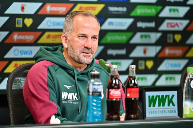 Pressekonferenz FC Augsburg, 08.10.2026 Copyright: xBEAUTIFULxSPORTS Goldbergx