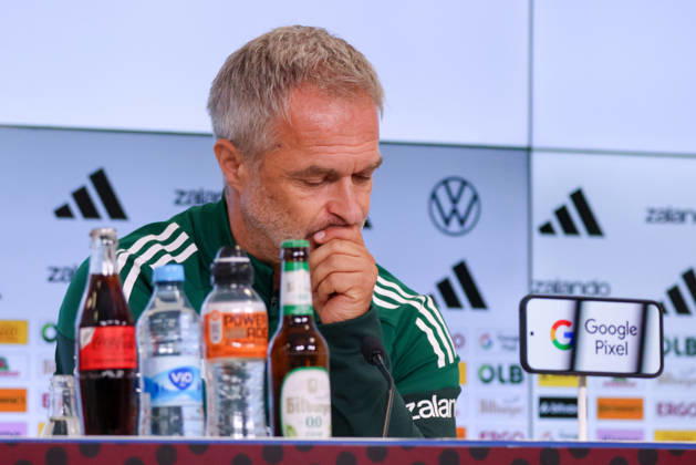 Karlsruhe, Deutschland: 08.10.2026 - Deutsche Fußballnationalmannschaft der Frauen - Abschlusspressekonferenz - Testspiel Deutschland vs. Australien Im Bild: Bundestrainer Christian Wück Wueck (Deutschland) bei der Abschlusspressekonferenz in Karlsruhe Copyright: HMBxMedia MadeleinexFantini
