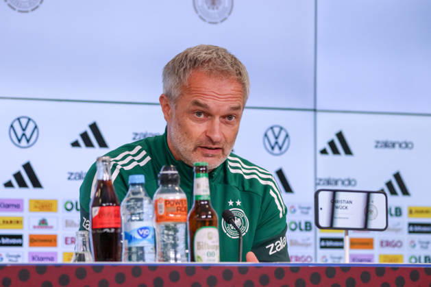 Karlsruhe, Deutschland: 08.10.2026 - Deutsche Fußballnationalmannschaft der Frauen - Abschlusspressekonferenz - Testspiel Deutschland vs. Australien Im Bild: Bundestrainer Christian Wück Wueck (Deutschland) bei der Abschlusspressekonferenz in Karlsruhe Copyright: HMBxMedia MadeleinexFantini