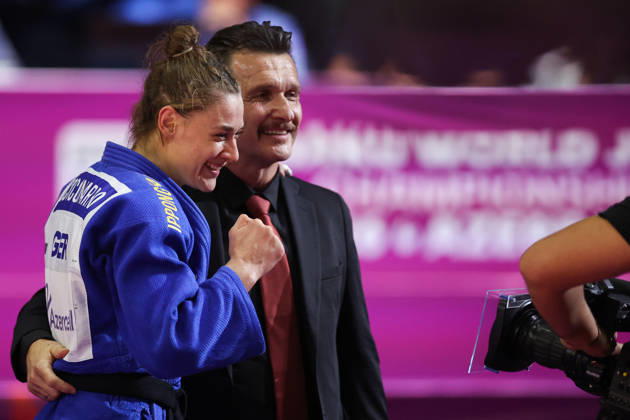 AZERBAIJAN, BAKU - OCTOBER 8, 2026: Giovanna Scoccimarro (L) of Germany is pictured after a -70 kg bout against Nauana Silva of Brazil as part of the 2026 World Judo Championships at the National Gymnastics Arena 2026 World Judo Championships In Baku - ZUMAt113 20261008_zaa_t113_456 Copyright: xMikhailxSinitsynx
