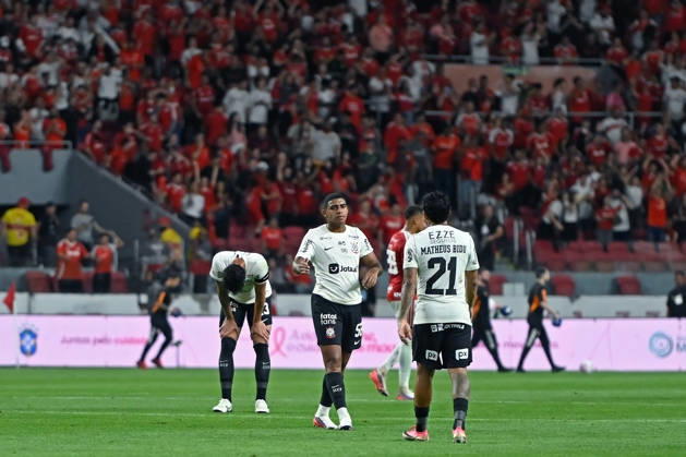 RECORD DATE NOT STATED 7th October 2026; Beira-Rio Stadium, Porto Alegre, Brazil; Brazilian Serie A Football, Internacional versus Corinthians; Gui Negao of Corinthians shows dejection after the teams 2-1 defeat after the match MaxxPeixoto DiaEsportivo