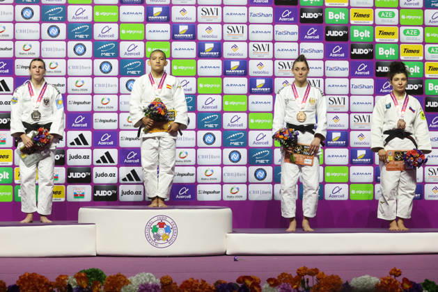 AZERBAIJAN, BAKU - OCTOBER 8, 2026: 2nd placed Giovanna Scoccimarro of Germany, 1st placed Ai Tsunoda Roustant of Spain, 3rd placed Michaela Polleres of Austria and Madina Taimazova (L-R) of Russia pose during an award ceremony for the women s -70 kg category during the 2026 World Judo Championships at the National Gymnastics Arena. Mikhail Sinitsyn TASS 98956125