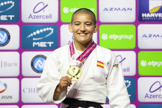 AZERBAIJAN, BAKU - OCTOBER 8, 2026: 1st placed Ai Tsunoda Roustant of Spain pose during an award ceremony for the women s -70 kg category during the 2026 World Judo Championships at the National Gymnastics Arena 2026 World Judo Championships In Baku - ZUMAt113 20261008_zaa_t113_523 Copyright: xMikhailxSinitsynx